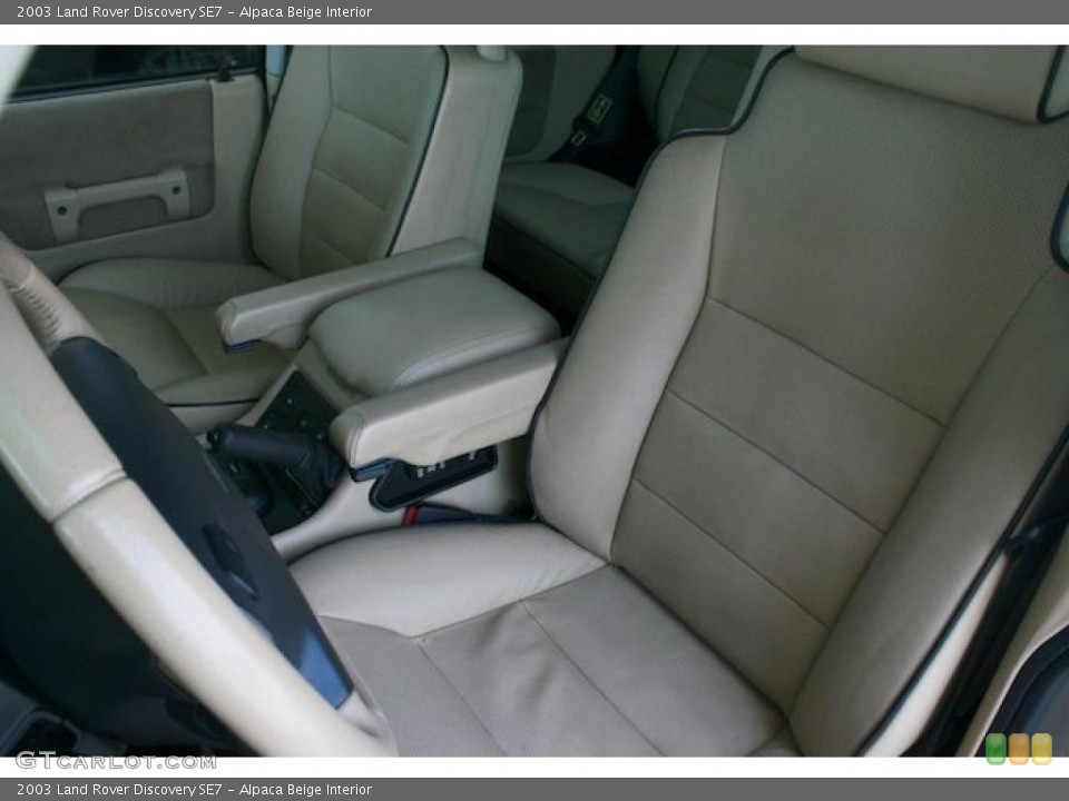 Alpaca Beige Interior Photo for the 2003 Land Rover Discovery SE7 #38385474