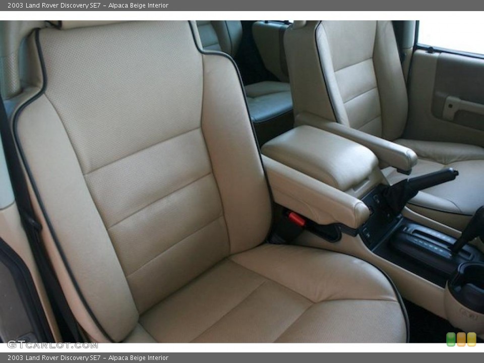 Alpaca Beige Interior Photo for the 2003 Land Rover Discovery SE7 #38385690
