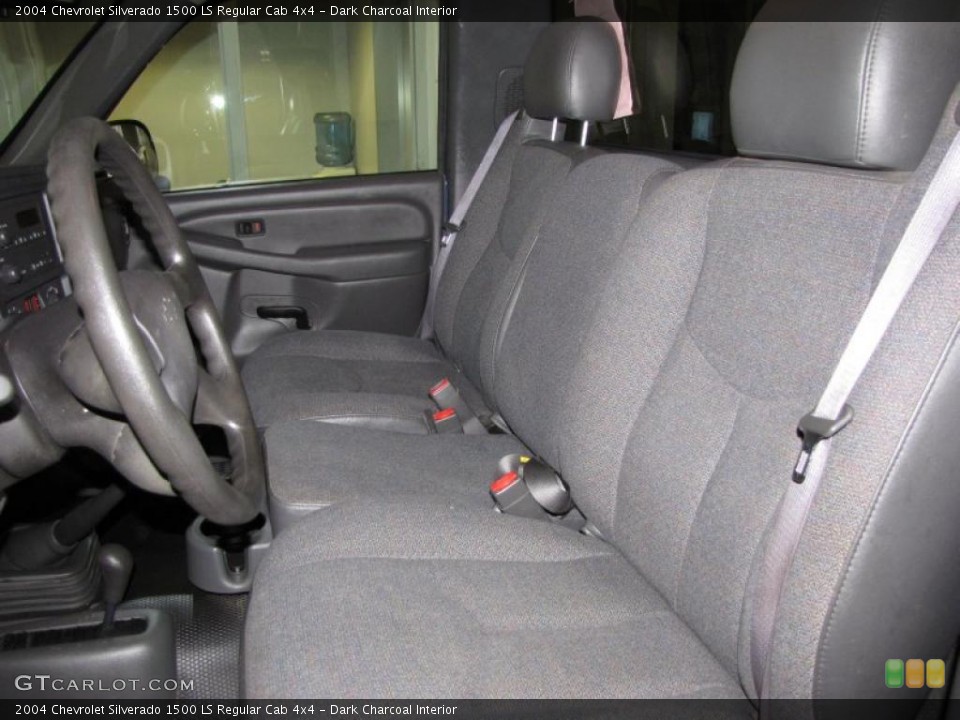 Dark Charcoal Interior Photo for the 2004 Chevrolet Silverado 1500 LS Regular Cab 4x4 #38389519