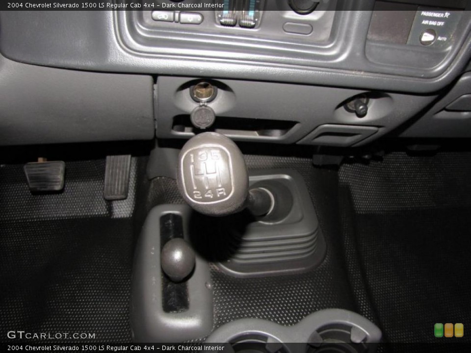 Dark Charcoal Interior Transmission for the 2004 Chevrolet Silverado 1500 LS Regular Cab 4x4 #38389615