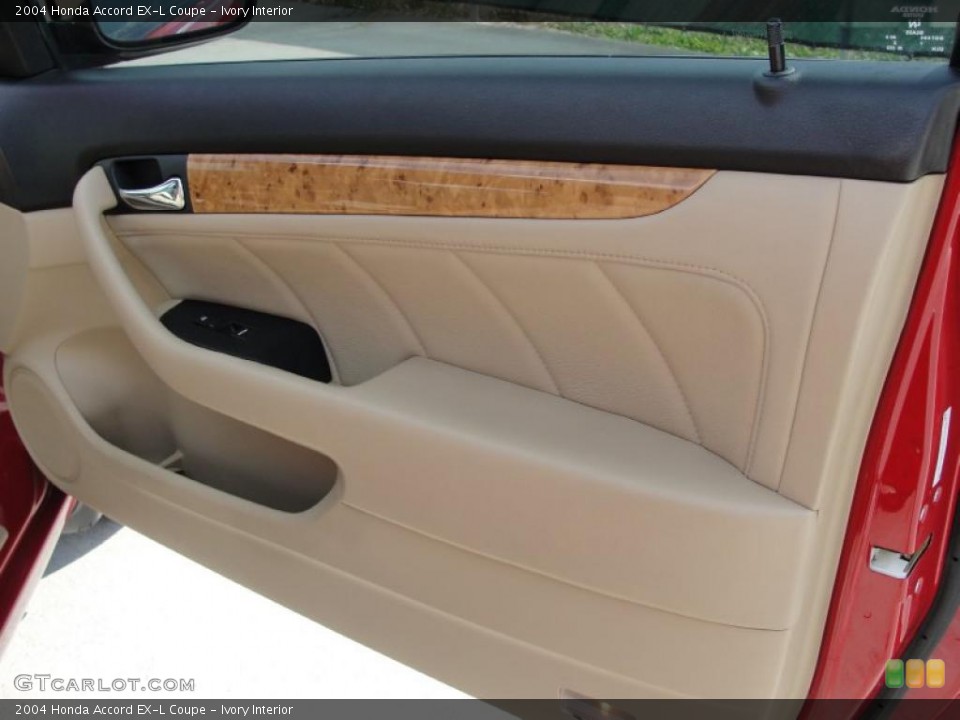 Ivory Interior Photo for the 2004 Honda Accord EX-L Coupe #38390159