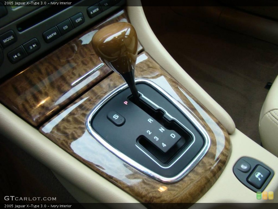 Ivory Interior Transmission for the 2005 Jaguar X-Type 3.0 #38392700