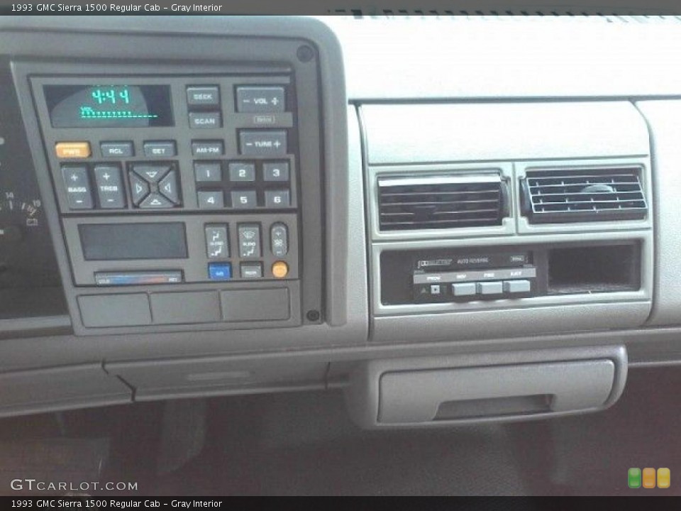 Gray Interior Controls for the 1993 GMC Sierra 1500 Regular Cab #38393512