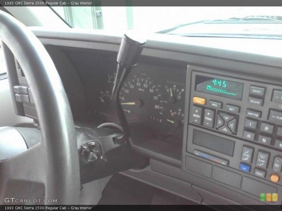 Gray Interior Controls for the 1993 GMC Sierra 1500 Regular Cab #38393544