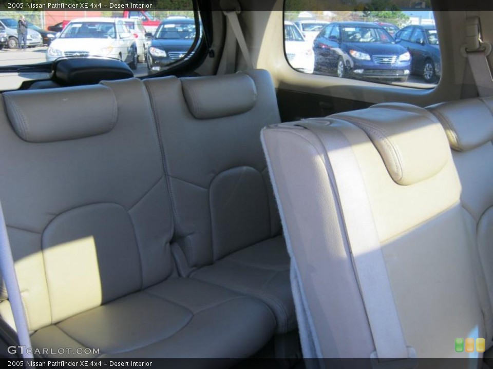 Desert Interior Photo for the 2005 Nissan Pathfinder XE 4x4 #38394120