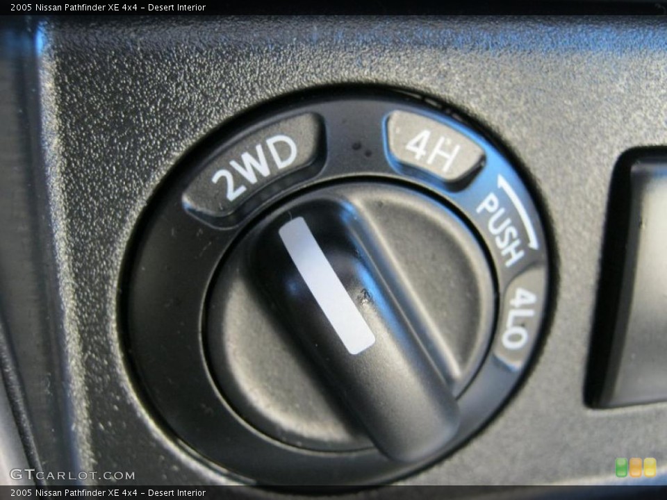 Desert Interior Controls for the 2005 Nissan Pathfinder XE 4x4 #38394152