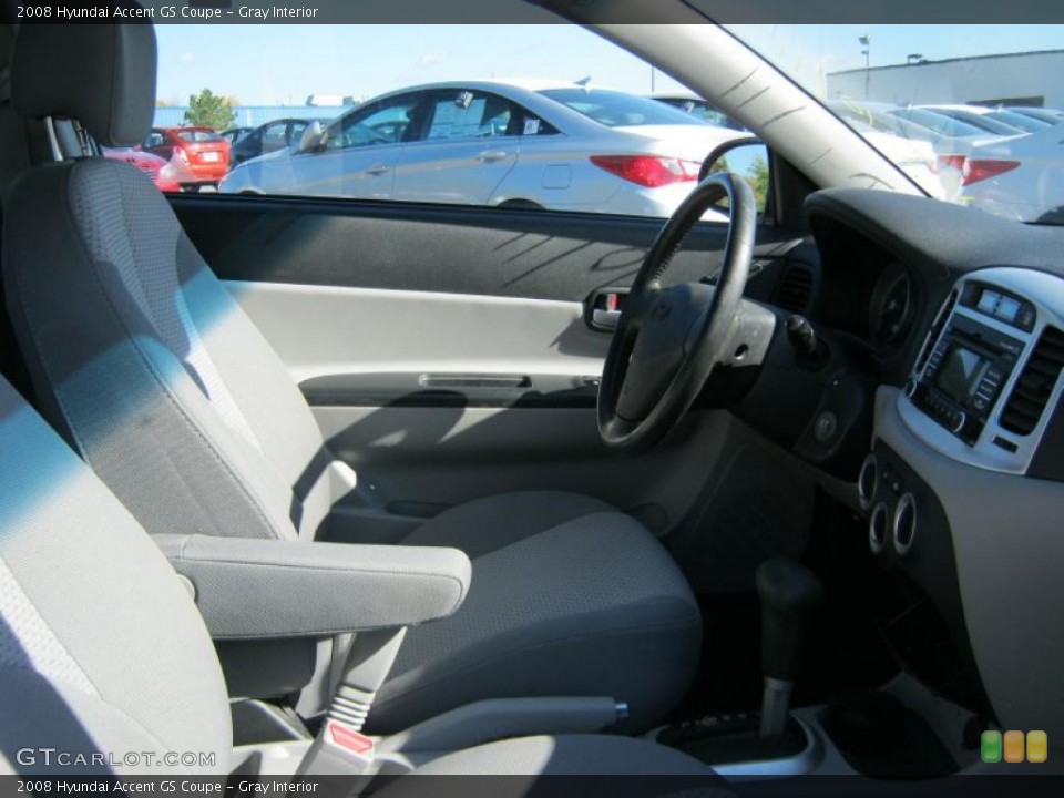 Gray Interior Photo for the 2008 Hyundai Accent GS Coupe #38395192