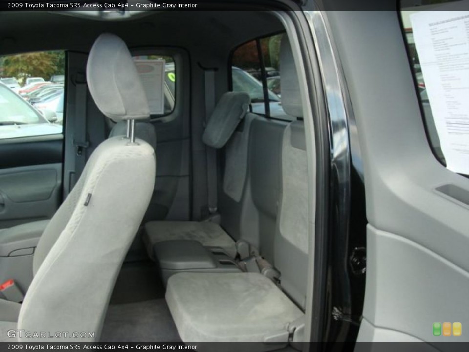 Graphite Gray Interior Photo for the 2009 Toyota Tacoma SR5 Access Cab 4x4 #38396851