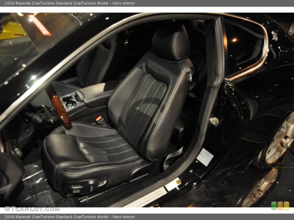 Nero Interior Photo for the 2009 Maserati GranTurismo  #38396907