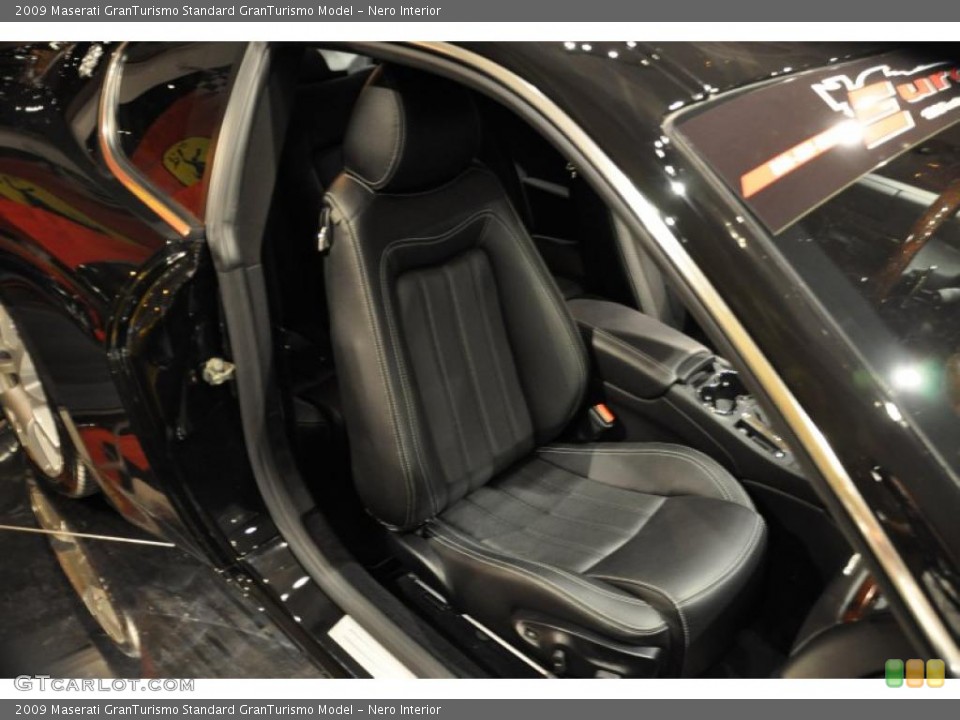 Nero Interior Photo for the 2009 Maserati GranTurismo  #38396919