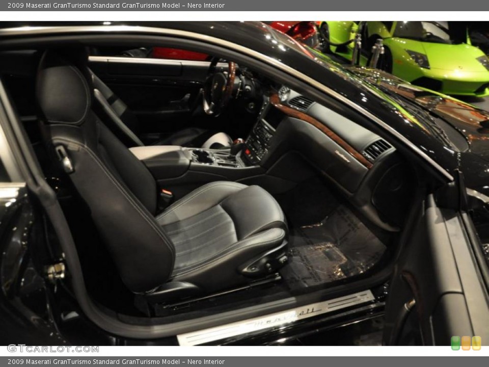 Nero Interior Photo for the 2009 Maserati GranTurismo  #38396939