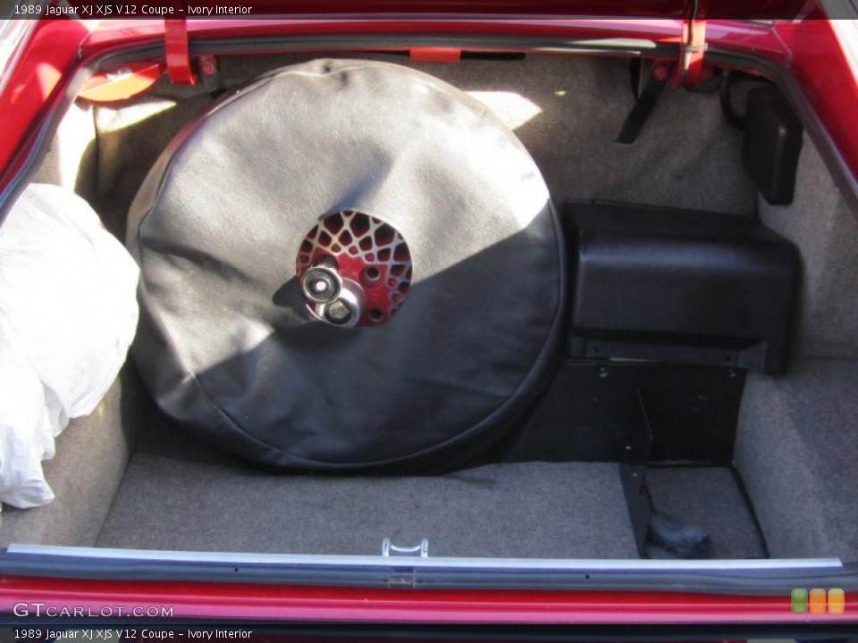 Ivory Interior Trunk for the 1989 Jaguar XJ XJS V12 Coupe #38397567
