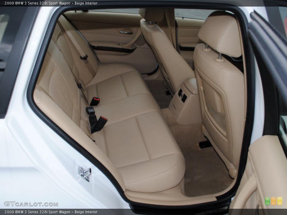Beige Interior Photo for the 2009 BMW 3 Series 328i Sport Wagon #38400196