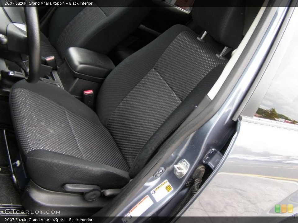 Black Interior Photo for the 2007 Suzuki Grand Vitara XSport #38401984