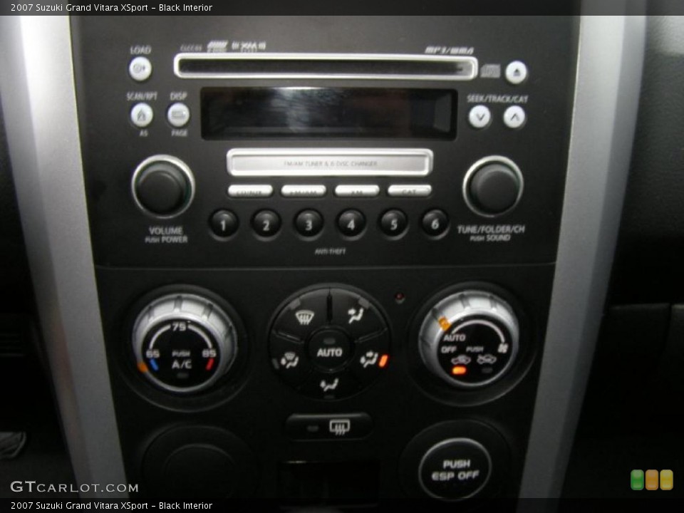 Black Interior Controls for the 2007 Suzuki Grand Vitara XSport #38402020