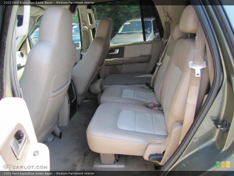 Medium Parchment Interior Photo for the 2003 Ford Expedition Eddie Bauer #38404152