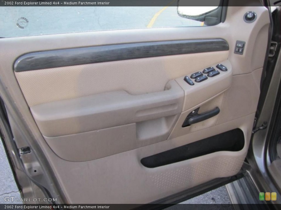 Medium Parchment Interior Photo for the 2002 Ford Explorer Limited 4x4 #38405450