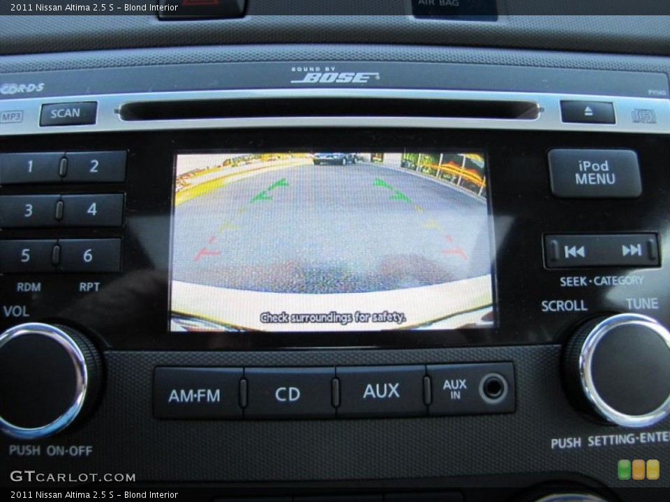 Blond Interior Navigation for the 2011 Nissan Altima 2.5 S #38406272