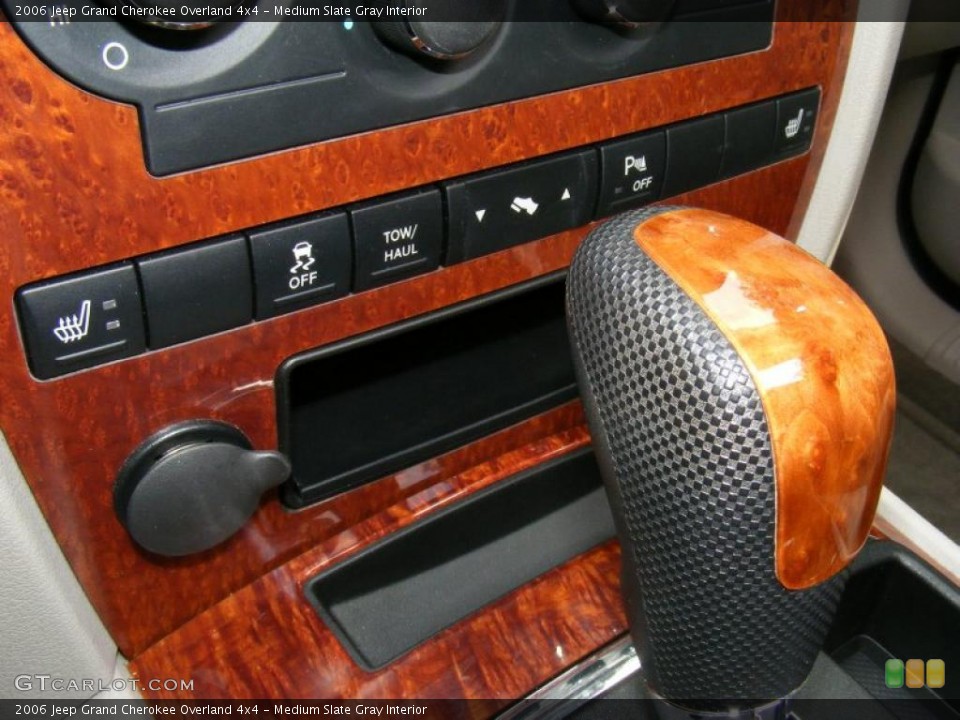 Medium Slate Gray Interior Controls for the 2006 Jeep Grand Cherokee Overland 4x4 #38407310
