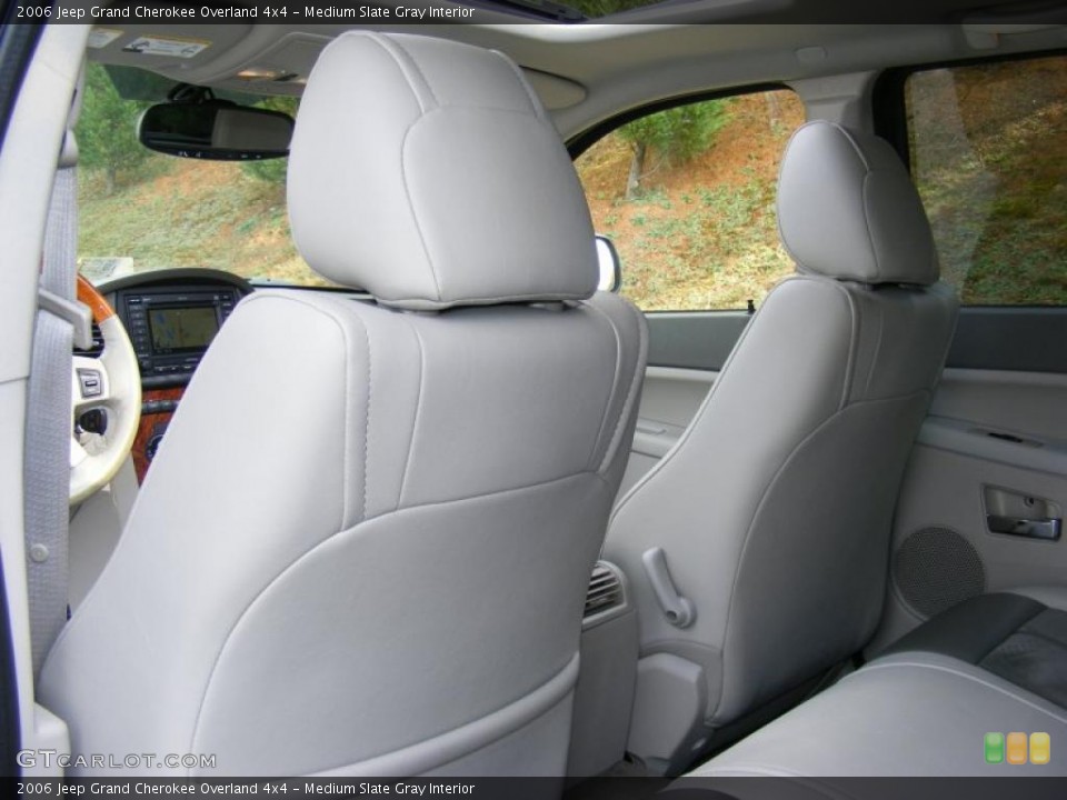 Medium Slate Gray Interior Photo for the 2006 Jeep Grand Cherokee Overland 4x4 #38407384