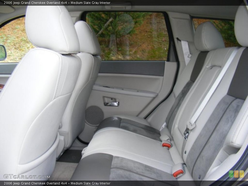 Medium Slate Gray Interior Photo for the 2006 Jeep Grand Cherokee Overland 4x4 #38407392