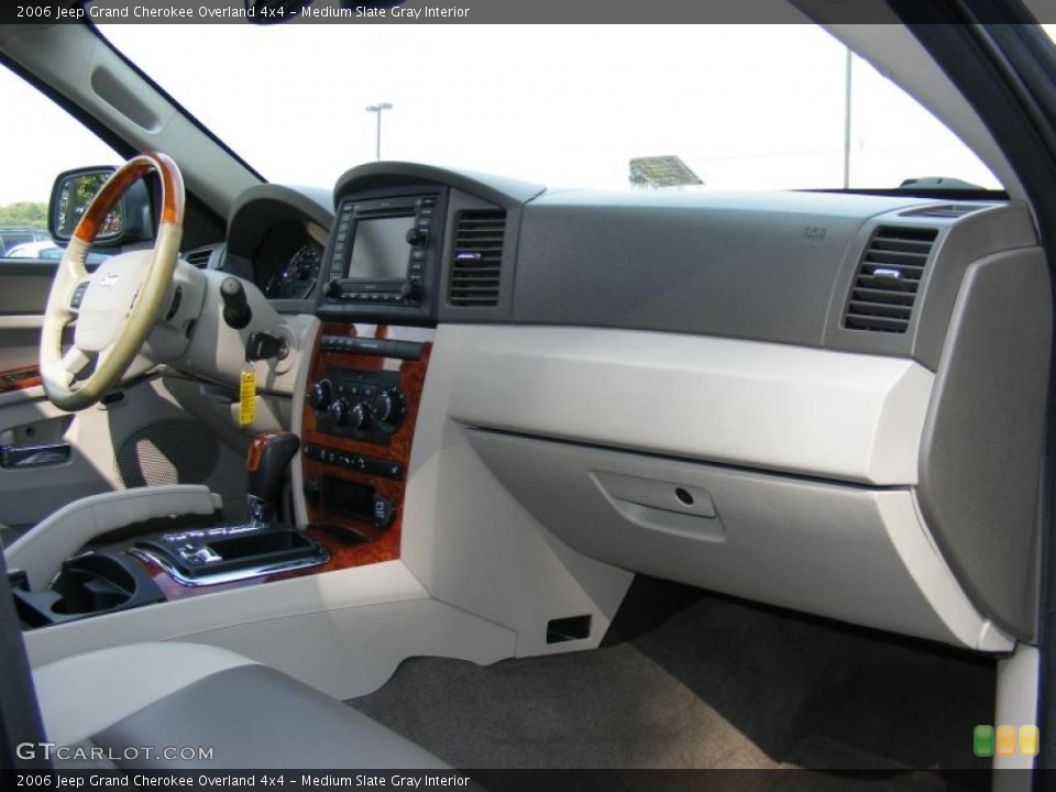 Medium Slate Gray Interior Dashboard for the 2006 Jeep Grand Cherokee Overland 4x4 #38407416