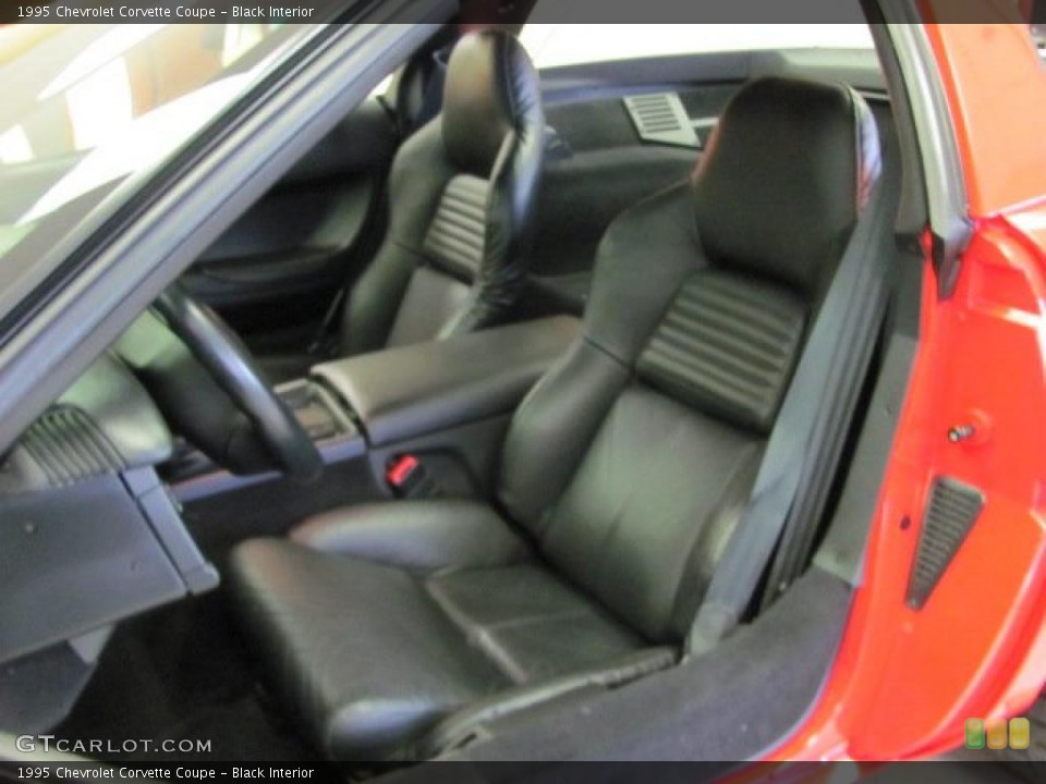 Black Interior Photo for the 1995 Chevrolet Corvette Coupe #38408212