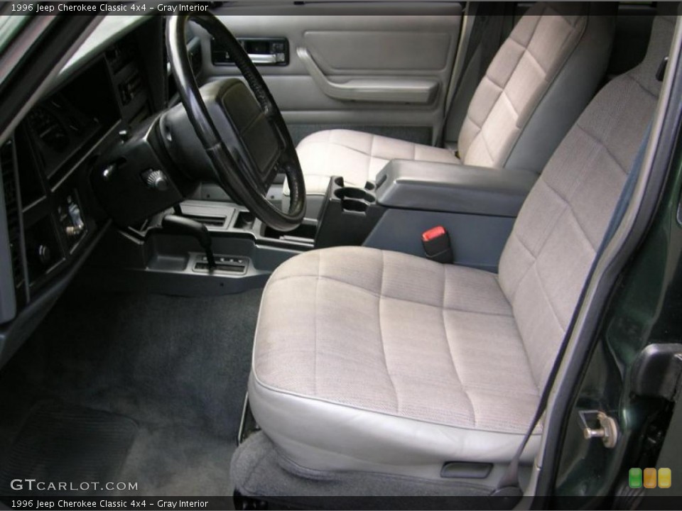 Gray Interior Photo for the 1996 Jeep Cherokee Classic 4x4 #38408256