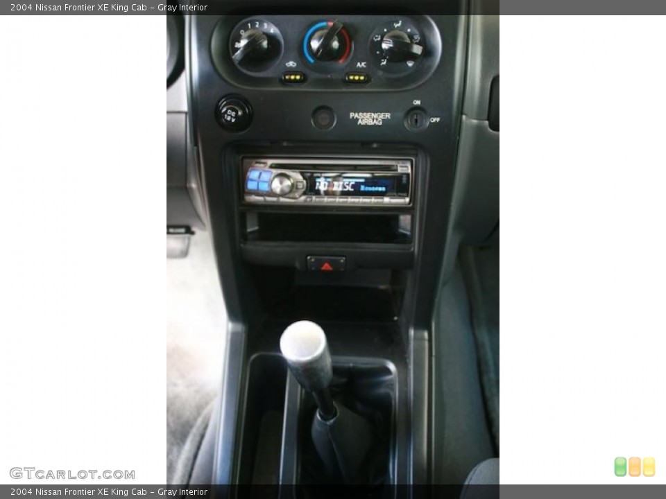 Gray Interior Controls for the 2004 Nissan Frontier XE King Cab #38409584
