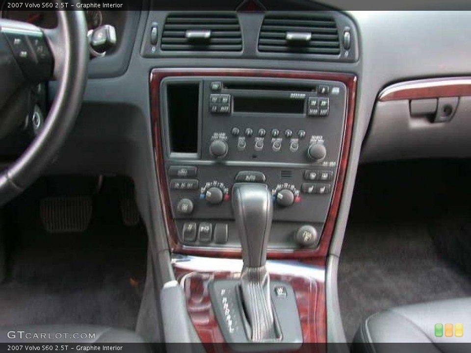 Graphite Interior Transmission for the 2007 Volvo S60 2.5T #38414321