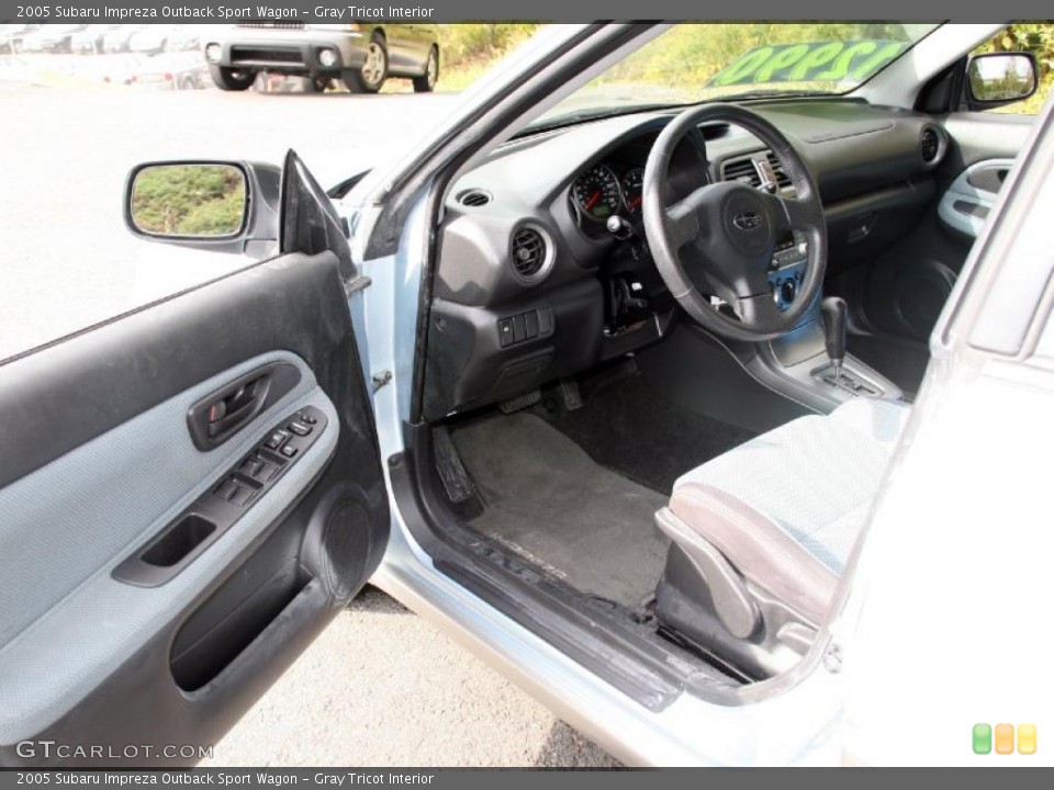Gray Tricot Interior Photo for the 2005 Subaru Impreza Outback Sport Wagon #38417745