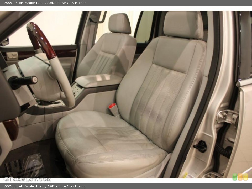 Dove Grey Interior Photo for the 2005 Lincoln Aviator Luxury AWD #38417825