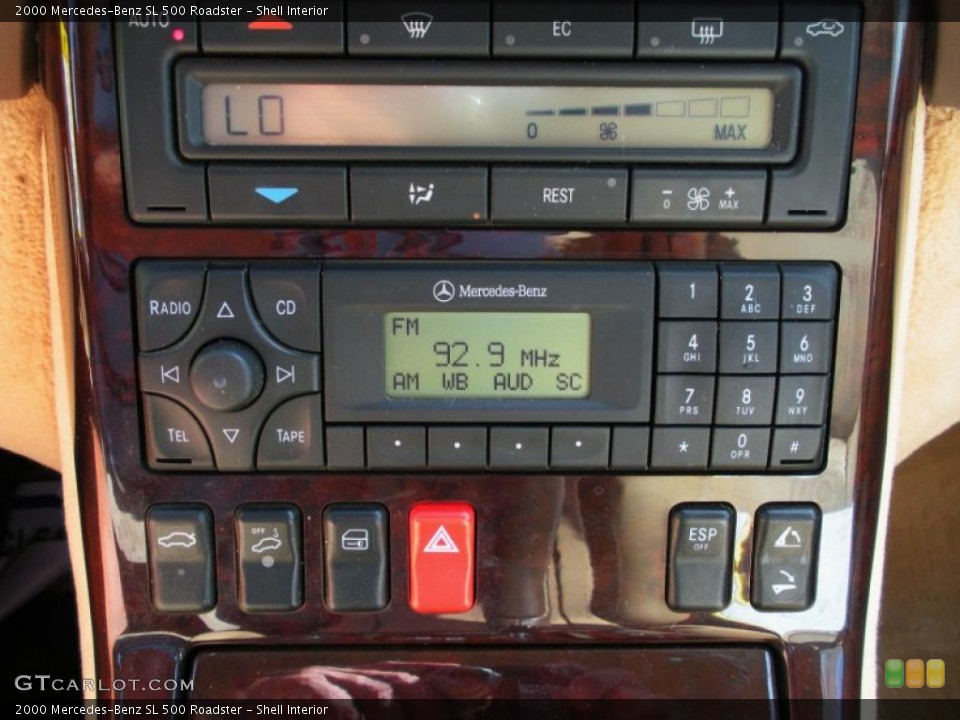 Shell Interior Controls for the 2000 Mercedes-Benz SL 500 Roadster #38418049