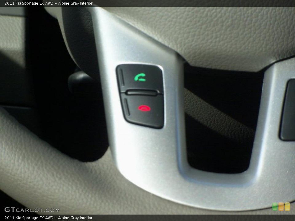 Alpine Gray Interior Controls for the 2011 Kia Sportage EX AWD #38419561