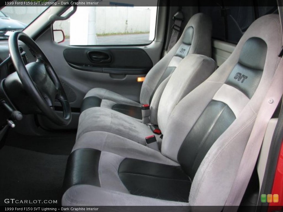 Dark Graphite Interior Photo for the 1999 Ford F150 SVT Lightning #38420465
