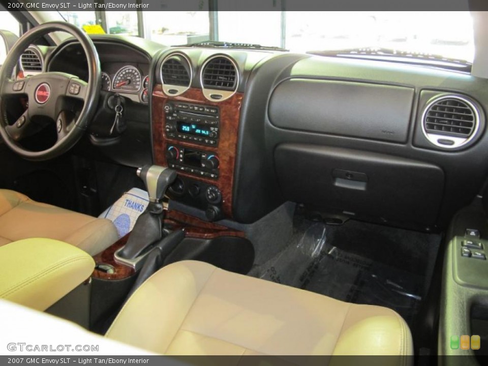 Light Tan/Ebony Interior Dashboard for the 2007 GMC Envoy SLT #38422673
