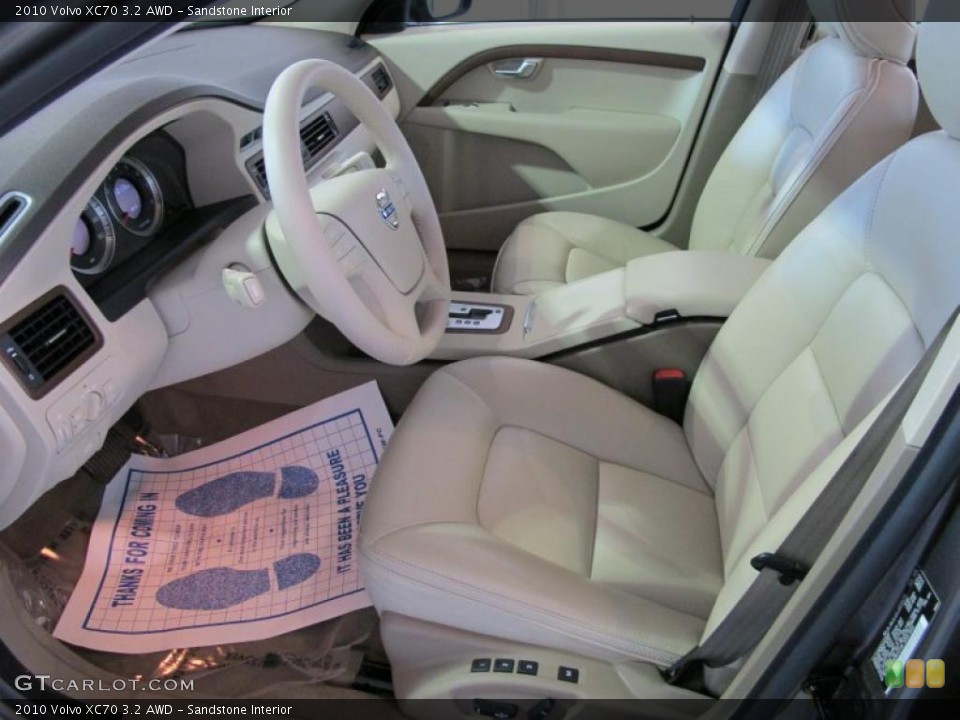Sandstone Interior Photo for the 2010 Volvo XC70 3.2 AWD #38423221