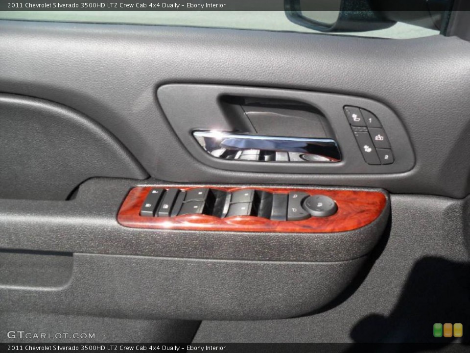 Ebony Interior Controls for the 2011 Chevrolet Silverado 3500HD LTZ Crew Cab 4x4 Dually #38424349