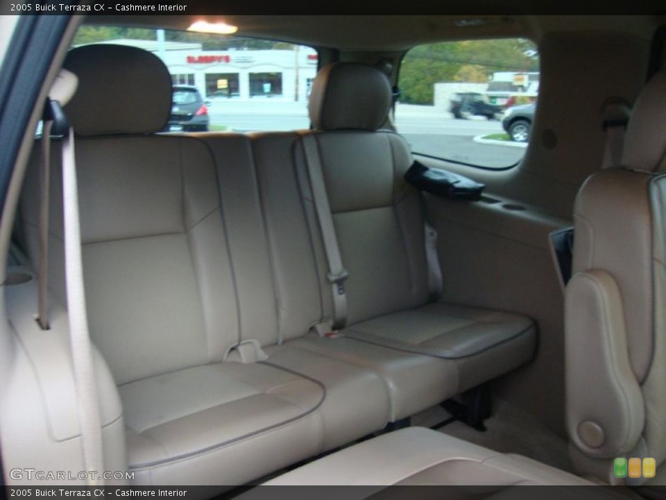 Cashmere Interior Photo for the 2005 Buick Terraza CX #38425213