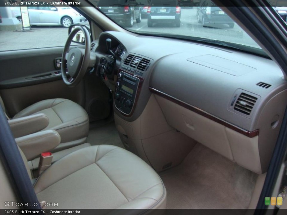 Cashmere Interior Dashboard for the 2005 Buick Terraza CX #38425229