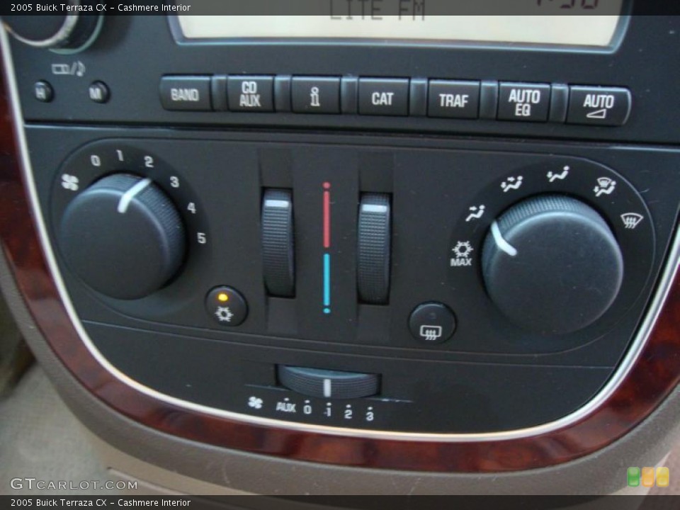 Cashmere Interior Controls for the 2005 Buick Terraza CX #38425257
