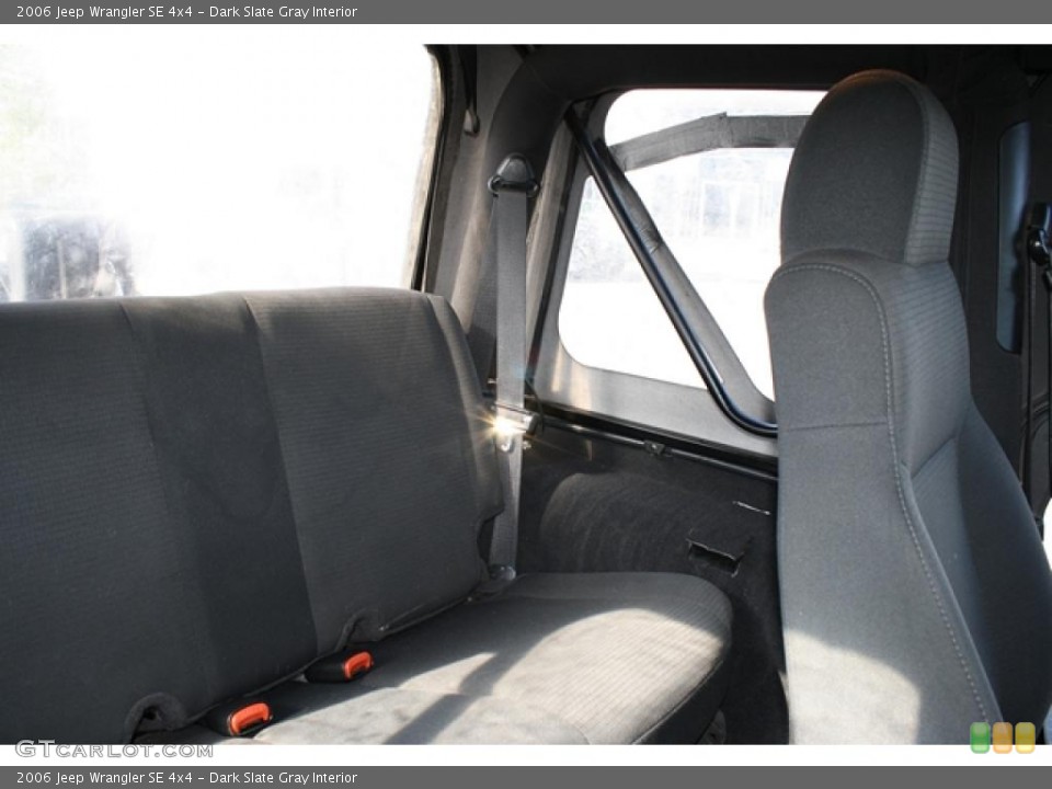 Dark Slate Gray Interior Photo for the 2006 Jeep Wrangler SE 4x4 #38425537