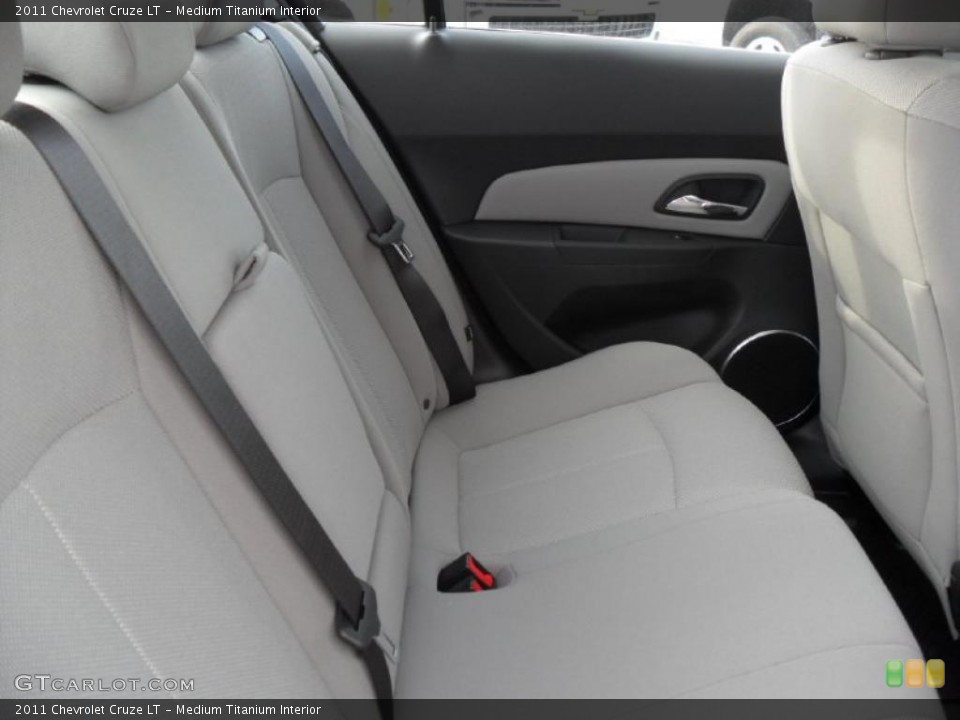 Medium Titanium Interior Photo for the 2011 Chevrolet Cruze LT #38429365