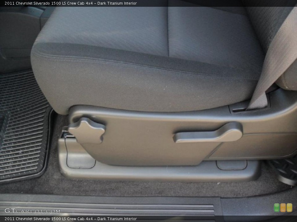 Dark Titanium Interior Photo for the 2011 Chevrolet Silverado 1500 LS Crew Cab 4x4 #38429601