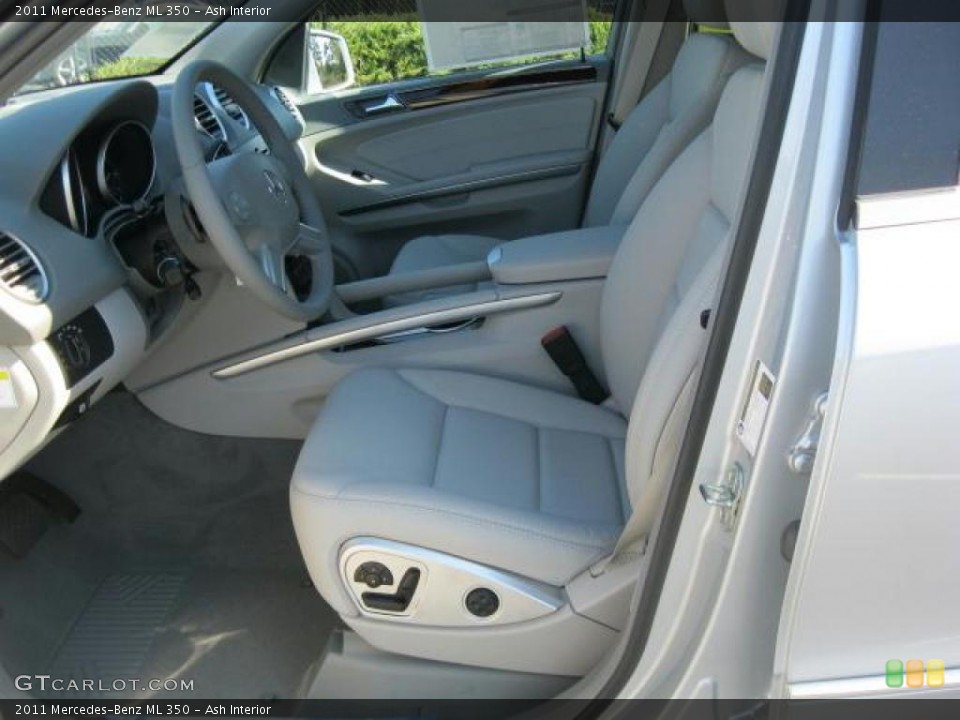 Ash Interior Photo for the 2011 Mercedes-Benz ML 350 #38432593