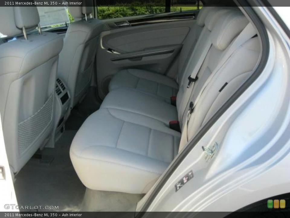 Ash Interior Photo for the 2011 Mercedes-Benz ML 350 #38432609