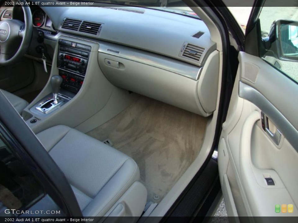 Beige Interior Photo for the 2002 Audi A4 1.8T quattro Avant #38432884