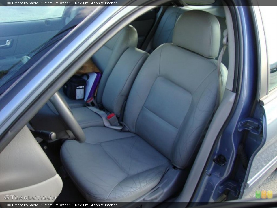 Medium Graphite Interior Photo for the 2001 Mercury Sable LS Premium Wagon #38433700