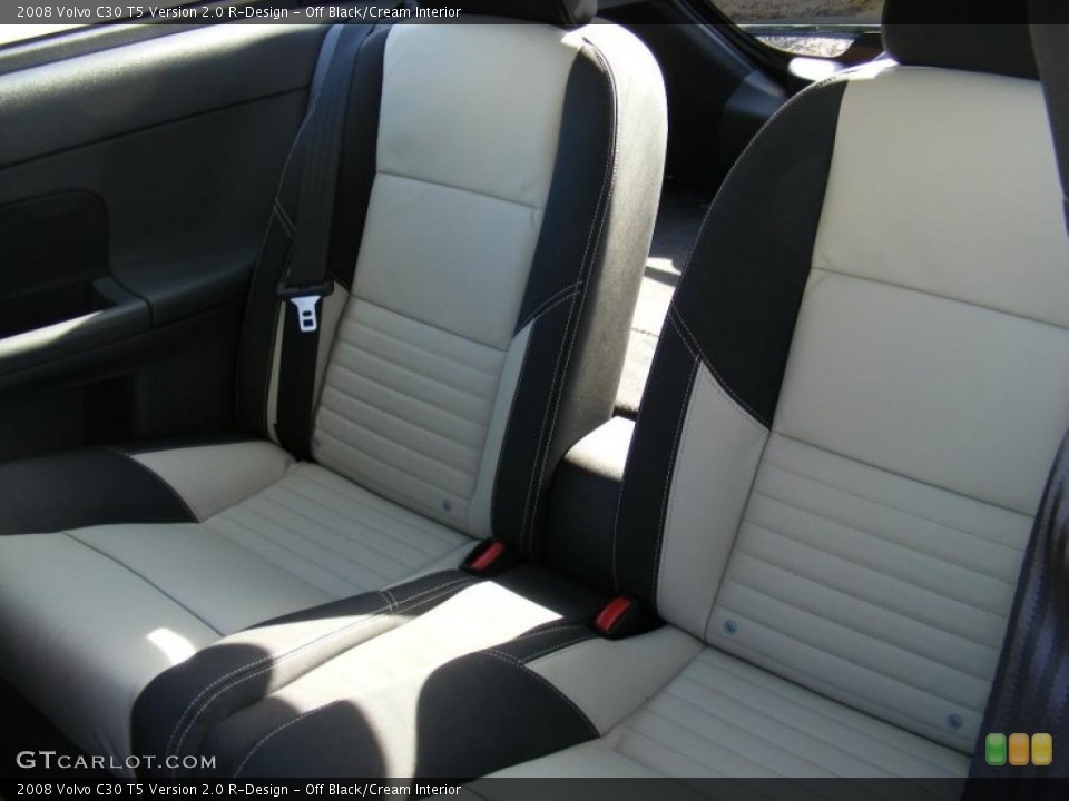 Off Black/Cream Interior Photo for the 2008 Volvo C30 T5 Version 2.0 R-Design #38436516