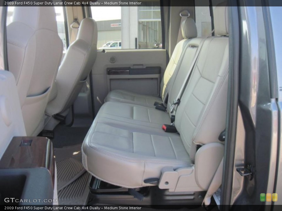 Medium Stone Interior Photo for the 2009 Ford F450 Super Duty Lariat Crew Cab 4x4 Dually #38438368